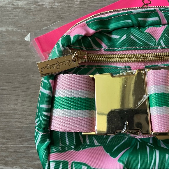 NWT Lilly Pulitzer Jeanie Belt Bag Fanny Pack Crossbody in Pink Lets Go Bananas - Picture 4 of 9